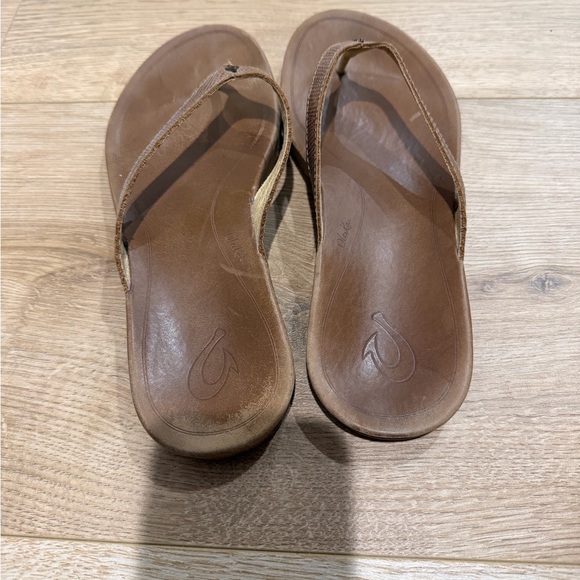 OluKai Hiona Leather Flip Flops – Women’s Size 8 - Picture 2 of 4